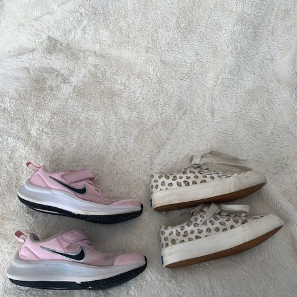 Nike and Keds Sneaker shoes Bundle - Girls Size 12.5 - Picture 3 of 8